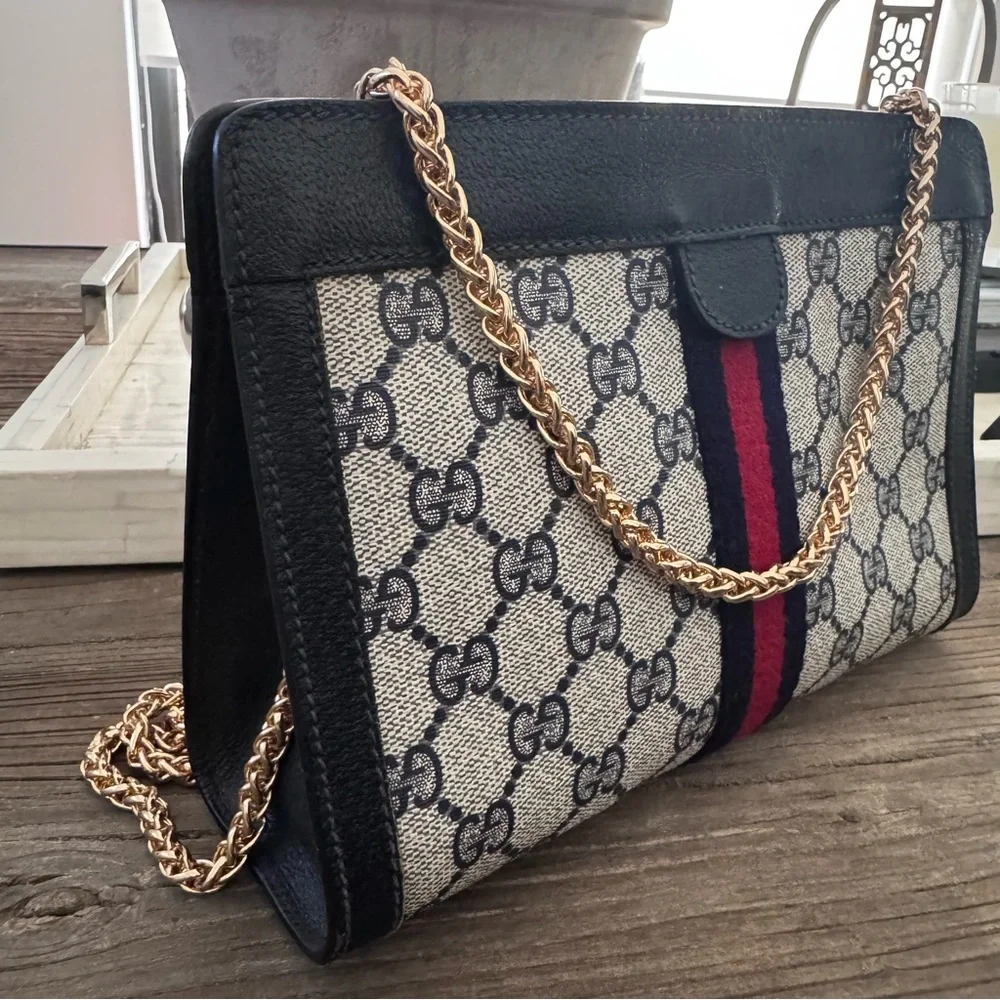 Gucci Bags for sale - Picture 11 of 17